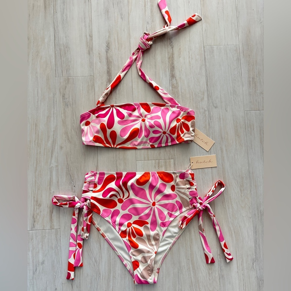NWT Hutch Bikini Set in Mod Retro Floral Prints - Picture 2 of 9